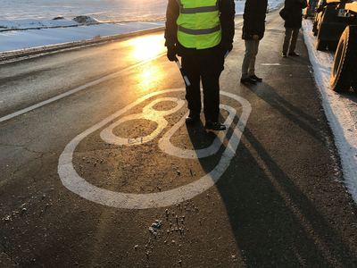 Орон нутгийн замд шалгалт хийлээ