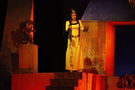 “Тамгагүй төр” жүжгийг өнөөдөр тоглоно