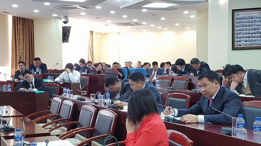 Нийслэлийн  төсвийг хэлэлцэж байна