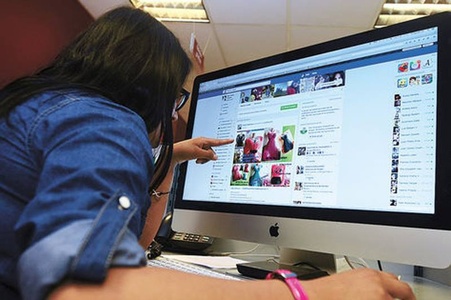 Сонгогчид хууртахаа больсныг харуулсан сошиал шуугиан