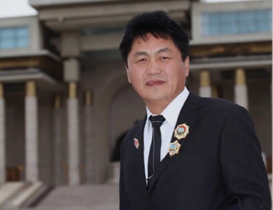 У.Батбаатар Гавьяат жүжигчин болов