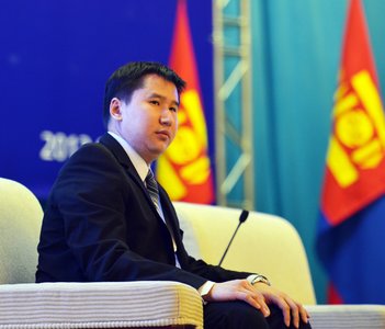 Г.Дэнзэнгийн хэргийг прокурорт шилжүүллээ