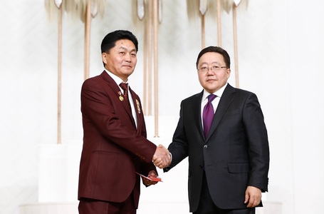 У.Батбаатар: Гавьяатын буухиаг Г.Золбоот маань үргэлжлүүлээсэй