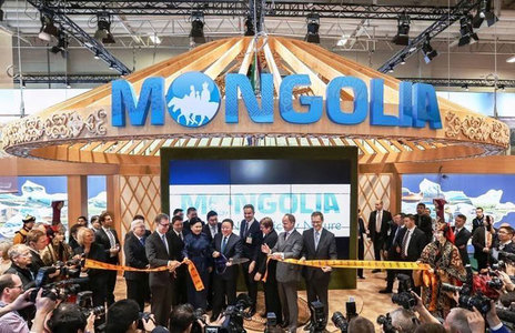 Нэг сая жуулчны үлгэр