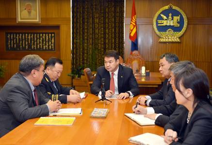 Дайран өнгөрөх ачаанаас 50 сая ам.долларын орлого олно  