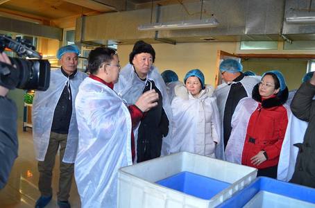 Чингис бондоор санхүүжсэн үйлдвэрүүдтэй танилцав