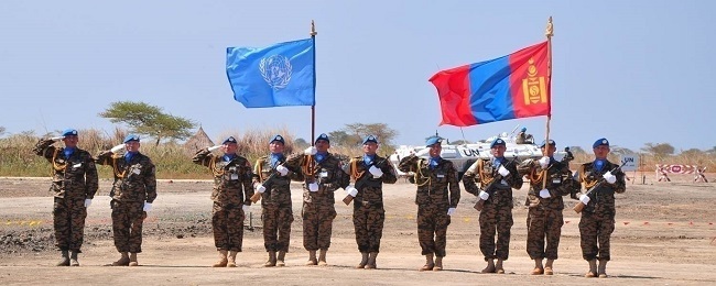 Энхийг сахиулах алба хаагчдыг бүртгэж байна