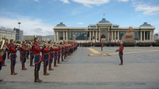 Маргааш үлээвэр хөгжимчдийн жагсаалтай