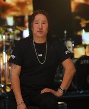   Д.Отгонбаяр: Би дахиад 40 жил гитар тоглоно