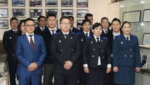 Шинээр томилогдсон 17 прокурор тангараг өргөлөө