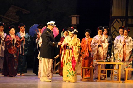 “Эрвээхэй хатан” дуурийг тоглоно