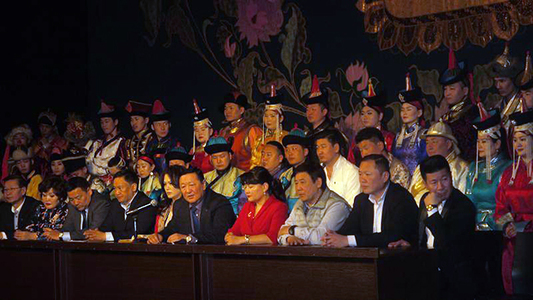  Урлагийнхан хавдрын эсрэг нэгдэнэ