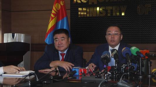  Цалингийн доод хэмжээг 240 мянга болгожээ