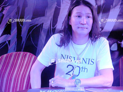 Л.Энх-Амгалан: Нисванисийн тэнэгүүд л үүнийг чадна