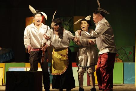 “Бардам туулай” мюзиклыг тоглоно