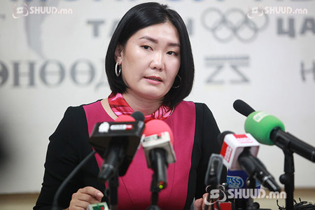 УИХ-ын гишүүн Л.Мөнхбаясгалан: Өнөөдрийн нийгэмд ахмадуудын гар дээрээ авч байгаа тэтгэврээр амьдрах ямар ч боломжгүйг төрд хэлж өгнө үү!