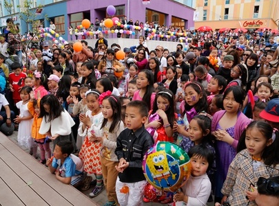 Хүүхэддээ юу үзүүлэх вэ