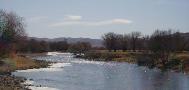 Хүүхэд усанд живж, амиа алджээ