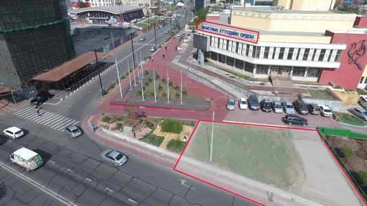 Хүүхдийн ордоны баруун хойд уулзвараар зүүн эргэх боломжтой