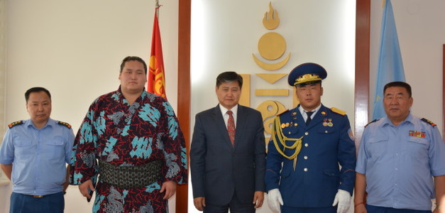  Шинэхэн Улсын начин цол нэмлээ 