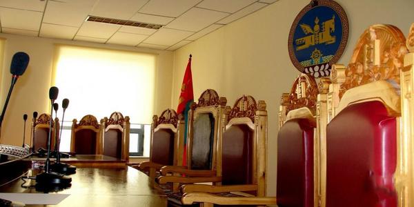 Цэц дээр хүлээгдэж байгаа гомдлууд юу болов?