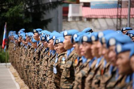 ШУУД: Энхийг сахиулагчдад хүндэтгэл үзүүлж байна