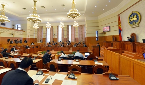 Шинэ парламент энэ сарын 5-нд хуралдана