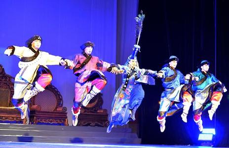 Чингисийн талбайд бүжгийн их наадамтай