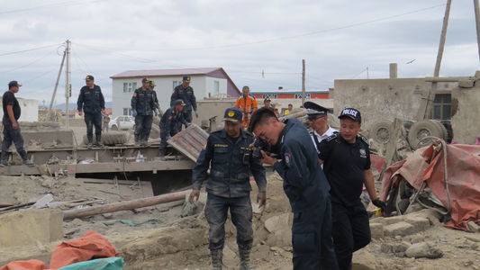 Гамшгийн голомтод ажилласан албан хаагчдад урамшуулал олгоно