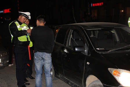 51 жолоочийг журамлажээ