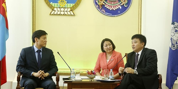 Ус цэвэршүүлэх төсөл хэрэгжүүлэхээр  санал солилцов