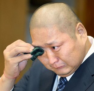 А.Хүчитбаатар өвчний улмаас зодог тайллаа