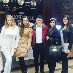 Олон улсын миссүүд иржээ