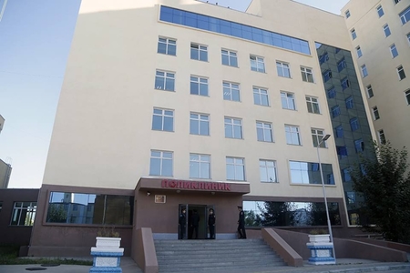 Батлан хамгаалахын эмнэлэгтэй танилцлаа