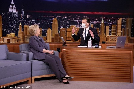 Хилари Клинтоноос сэжиглэв