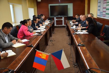 Зам тээврийн салбарт евро стандартыг нэвтрүүлнэ