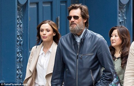 Жим Керри найз бүсгүйгээ хөнөөсөн үү