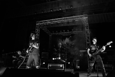 Метал хөгжимтэй үдэш