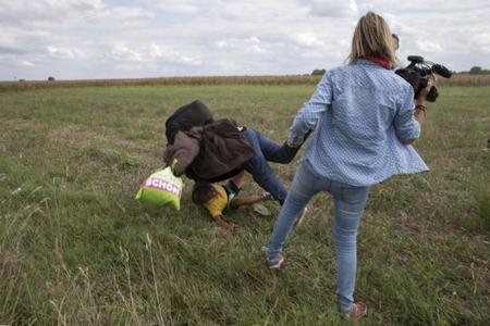 Цагаачдыг дэгээдсэн зураглаач ял авчээ