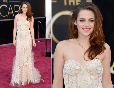 Кристен Стюварт: Бусдад таалагдахыг үргэлж хүсдэг байлаа