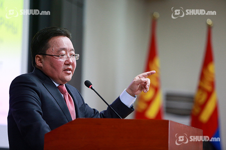 Ц.Элбэгдоржийн албан өрөөнд нэгжлэг хийжээ