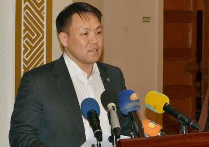 Тэтгэврийн зээлийн хүүг бууруулна 