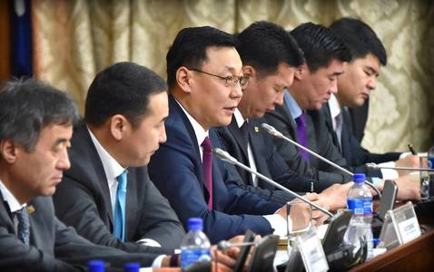 Монгол Улс эхний улиралд 580 сая долларын өр төлнө