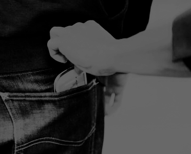 Нарантуул зах дээр алдсан түрүүвчийг олж өгчээ