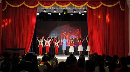 Хүүхдийн шинэ театр хөшгөө нээлээ