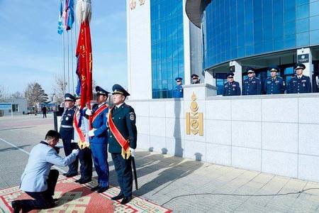 Шүүхийн шийдвэр гүйцэтгэгчид тангараг өргөлөө