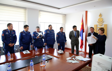 Швейцарь дахь монголчууд хандив илгээв