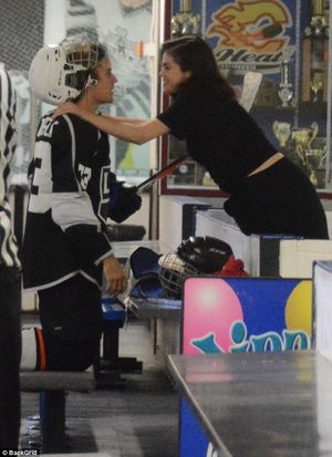 Бибер, Селена нар эргэн нийлснээ баталлаа