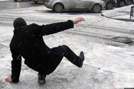 Дөрвөн хоногт 282 хүн халтиргаа гулгаанаас болж гэмтжээ