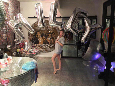 Мэйли Сайрус жирэмсэн болжээ